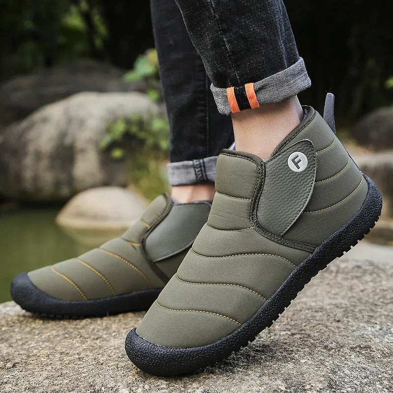 Men's thick cotton snow boots in black with a low heel and non-slip rubber sole