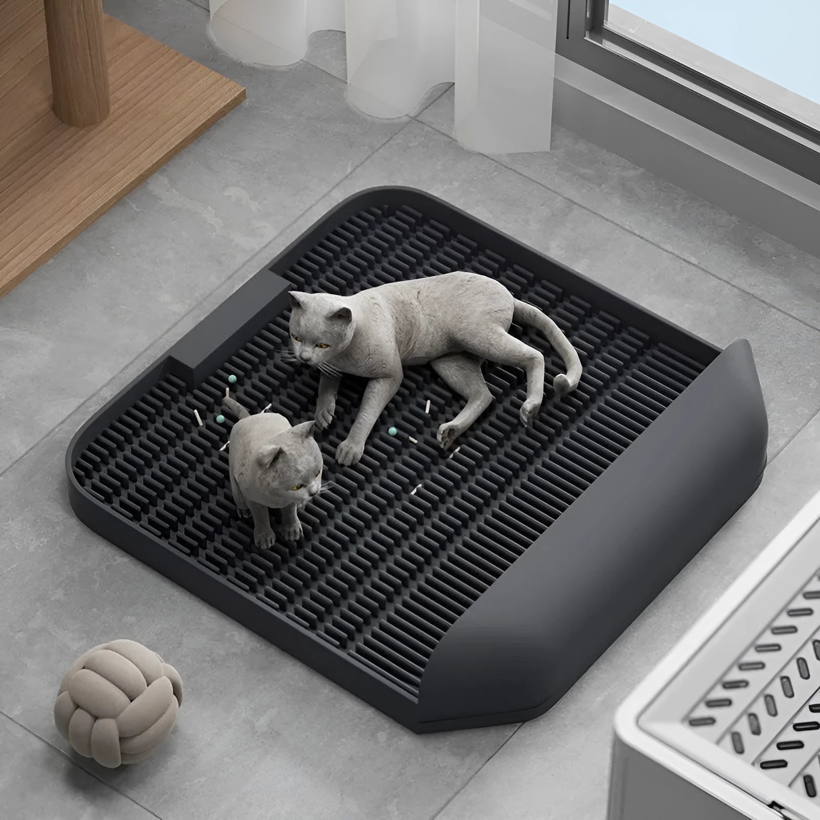 PP cat litter mat in bamboo charcoal gray colour measuring 37x37x8cm with pedal design