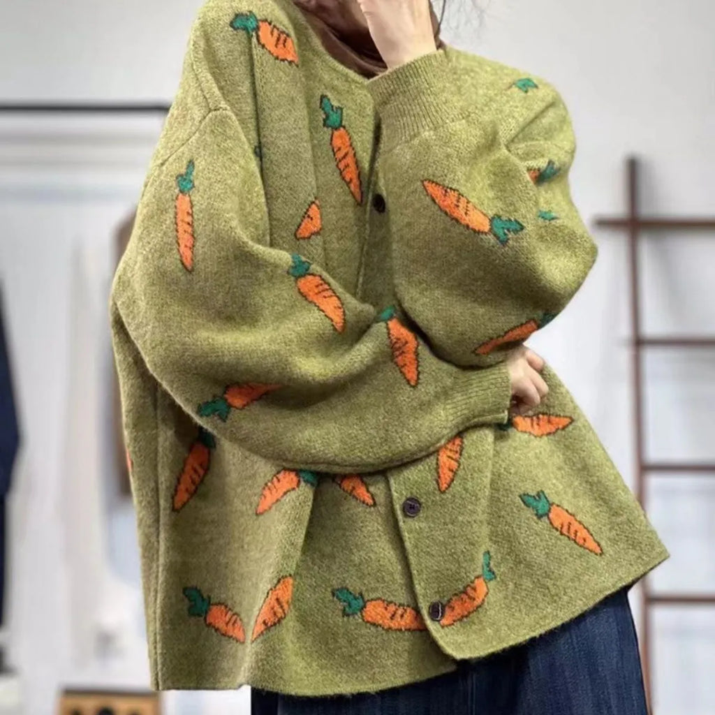 Round neck viscose cardigan with artistic colour contrast printing, loose fit casual sweater