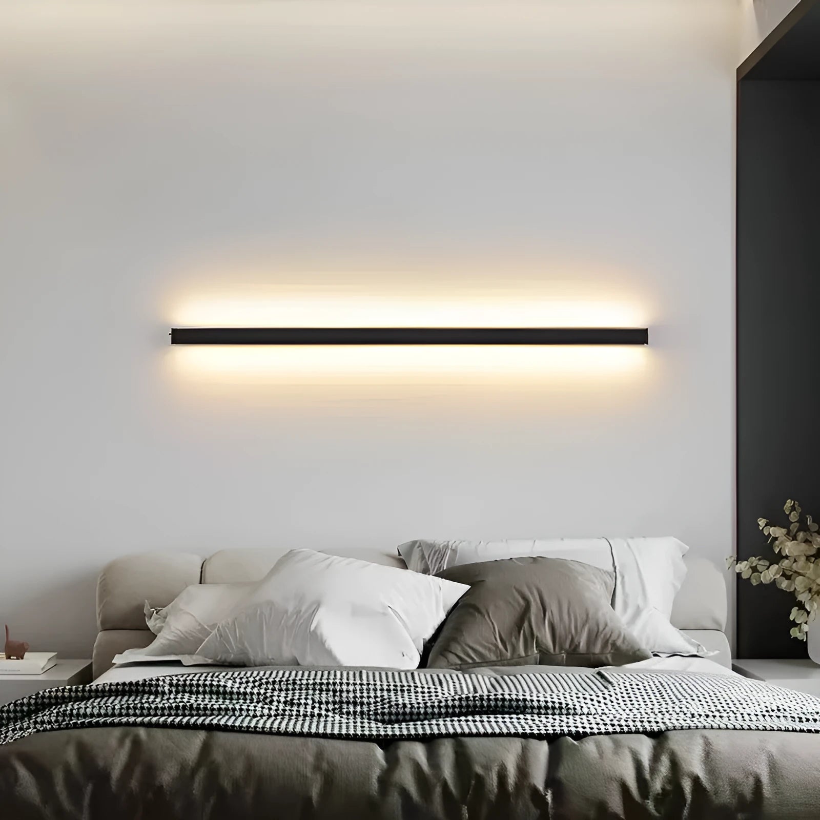 80 cm black aluminium strip LED wall lamp with touch control for three light colours