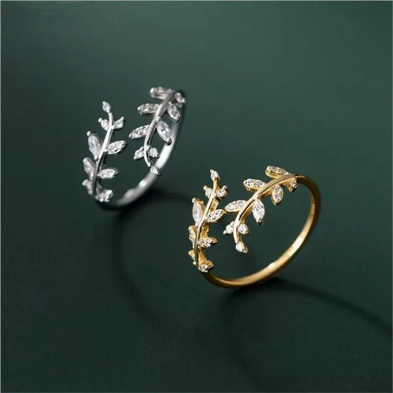 Copper branch ring with leaf geometry design in silver or gold electroplated finish