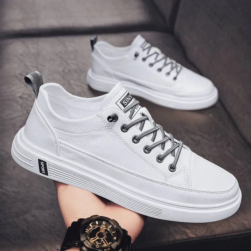 Men's casual white summer shoes with round toe and flat sole in Korean style.