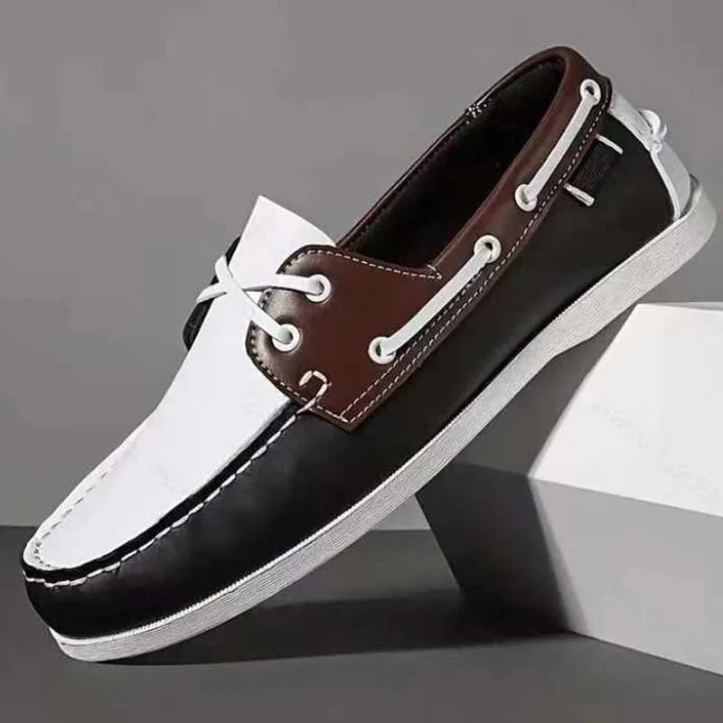 Men's solid colour casual shoes with round toe and flat heel on a white background.