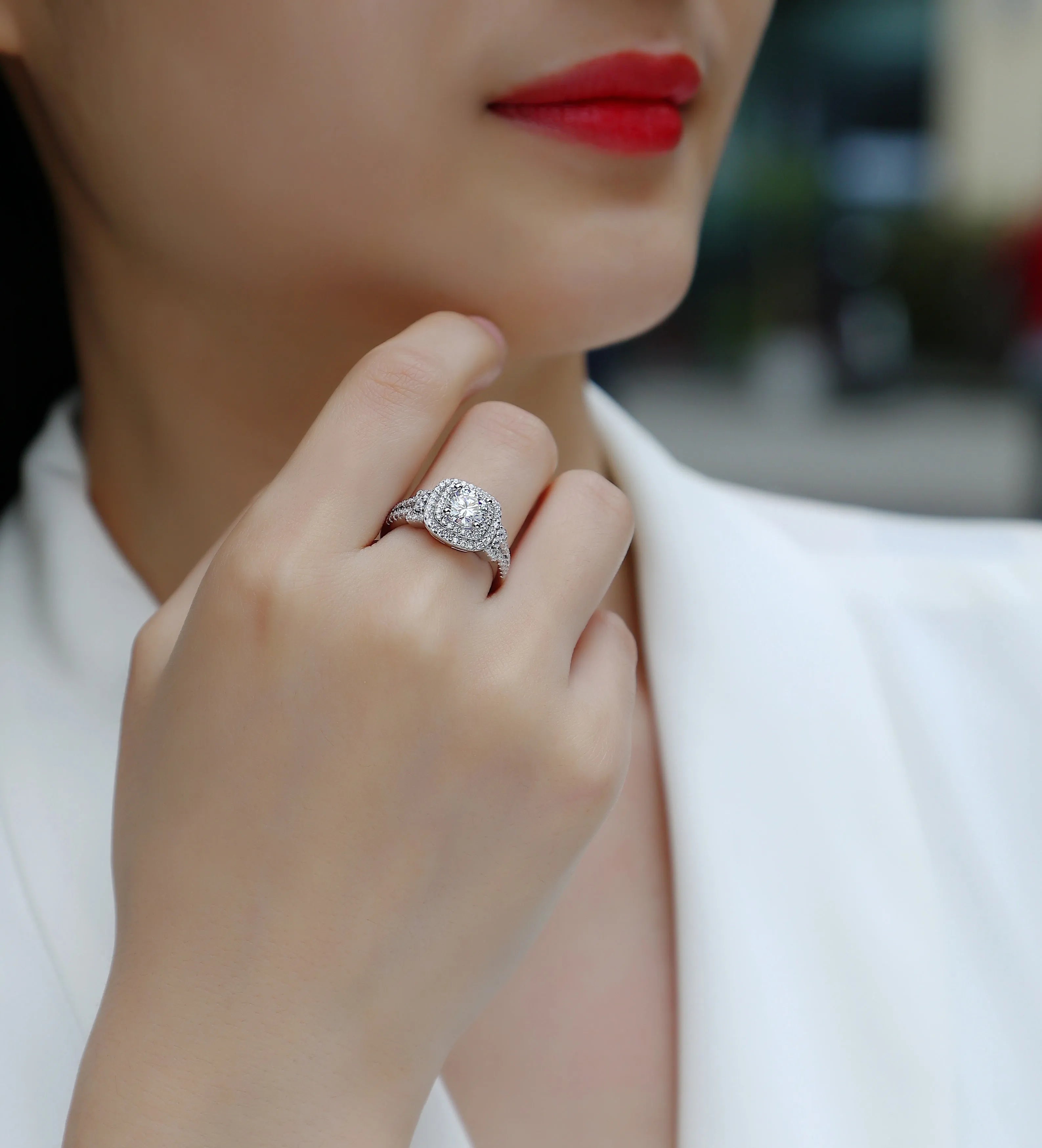 Wedding ring set with 1-carat moissanite in S925 silver platinum-plated band, gift box, GRA certificate