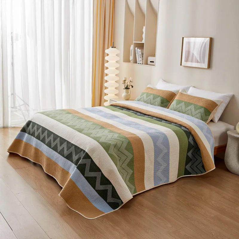 Cotton printed bed sheet set for 2.2 metre beds in modern simplicity style with reactive dyed patterns