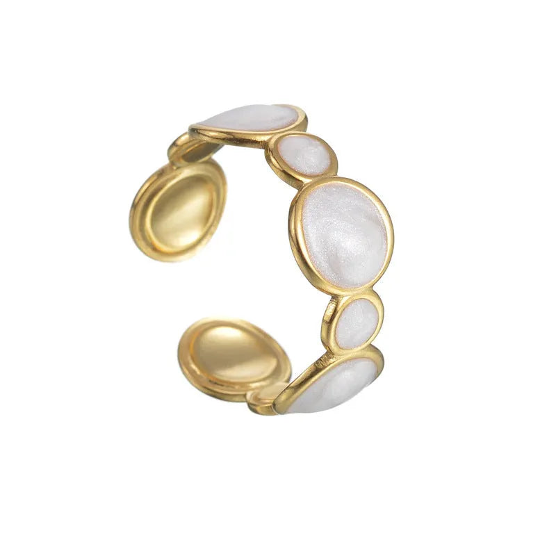 Adjustable opening geometric ring for women in stainless steel with electroplated finish