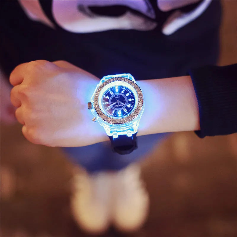 Women's LED luminous quartz watch with round 43mm alloy case and coloured silicone strap