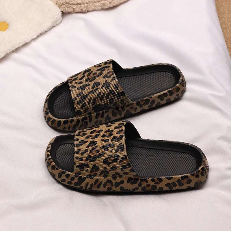 Women's leopard print EVA slippers in Korean fashion style with thick cushioning bottom