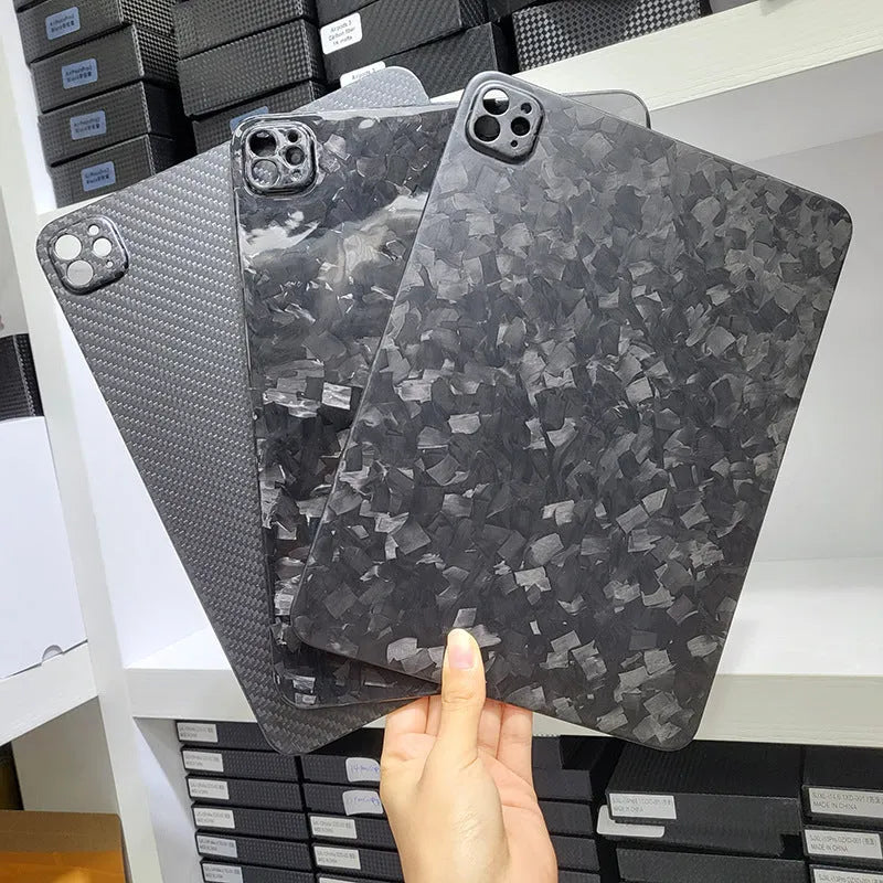Real carbon fibre flat hard case cover for Apple iPad Pro 11 in a plaid pattern.