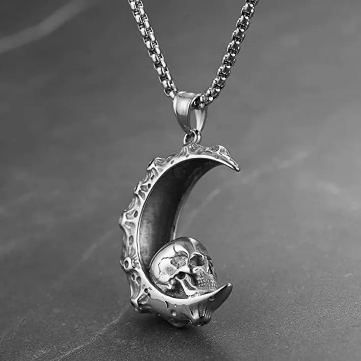 Men's silver stainless steel necklace with alloy skull pendant
