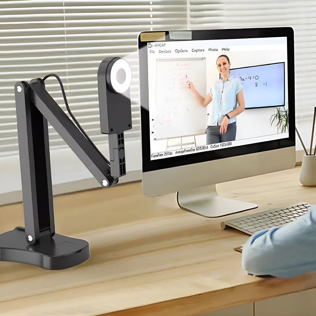 8MP USB webcam with built-in microphone for computer video calls and streaming
