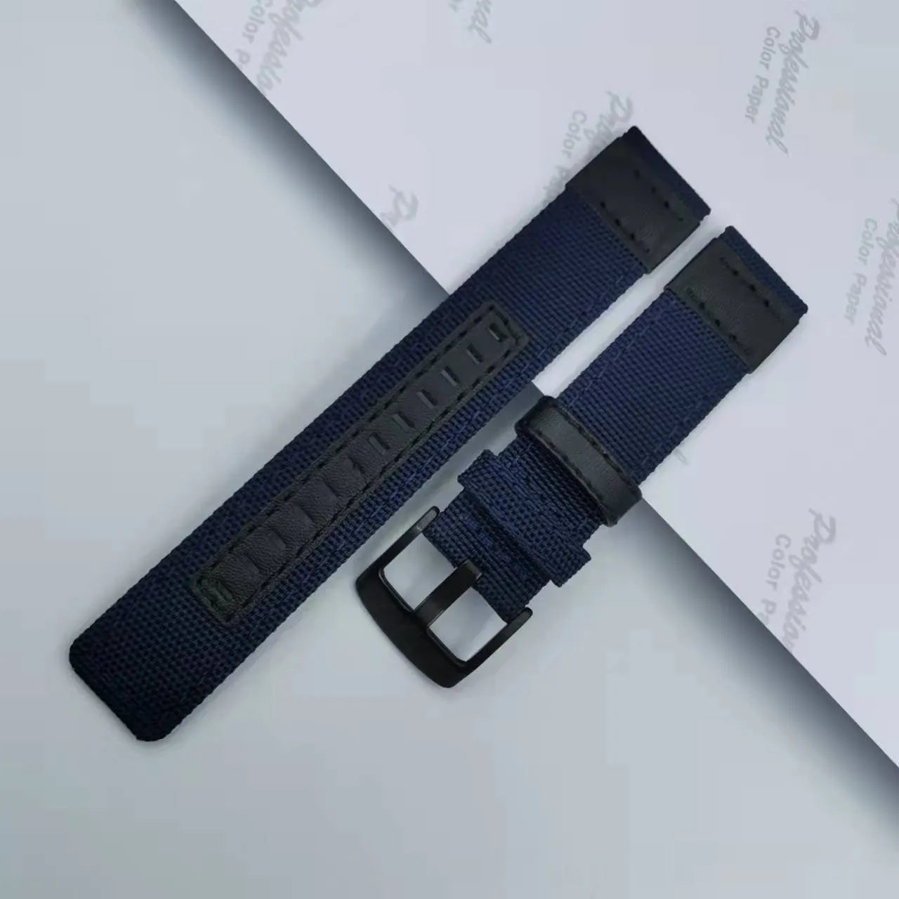 Oxford cloth watch strap shown in multiple colours including camouflage, black, and army green, with size labels for 20mm, 22mm, and 24mm widths.
