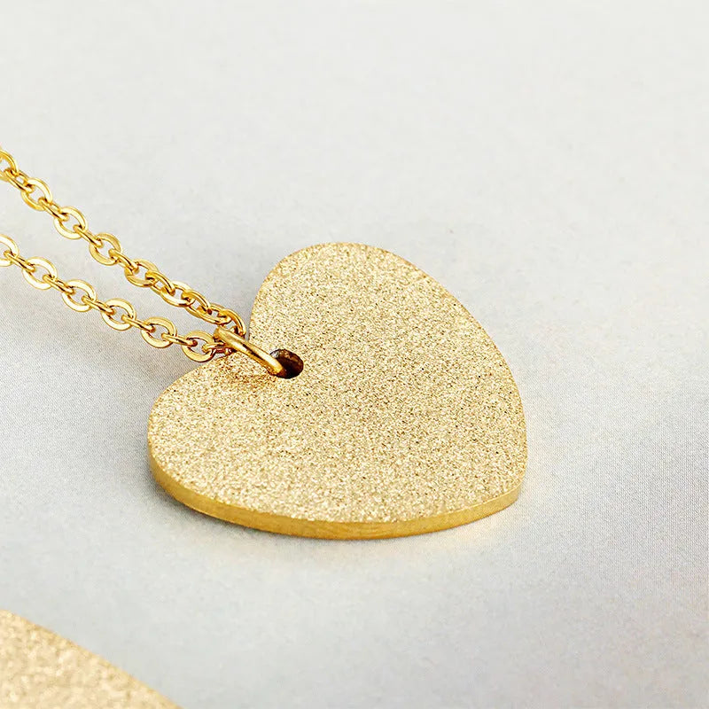 Women's geometric heart-shaped titanium steel necklace with simple chain in colour KN25736-Z