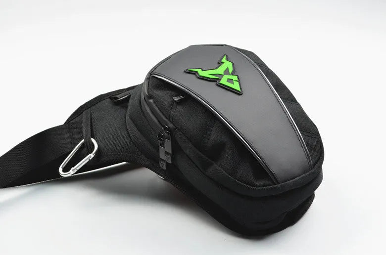 Motorcycle crossbody leg bag in 1200D Oxford cloth with 29cm dimensions