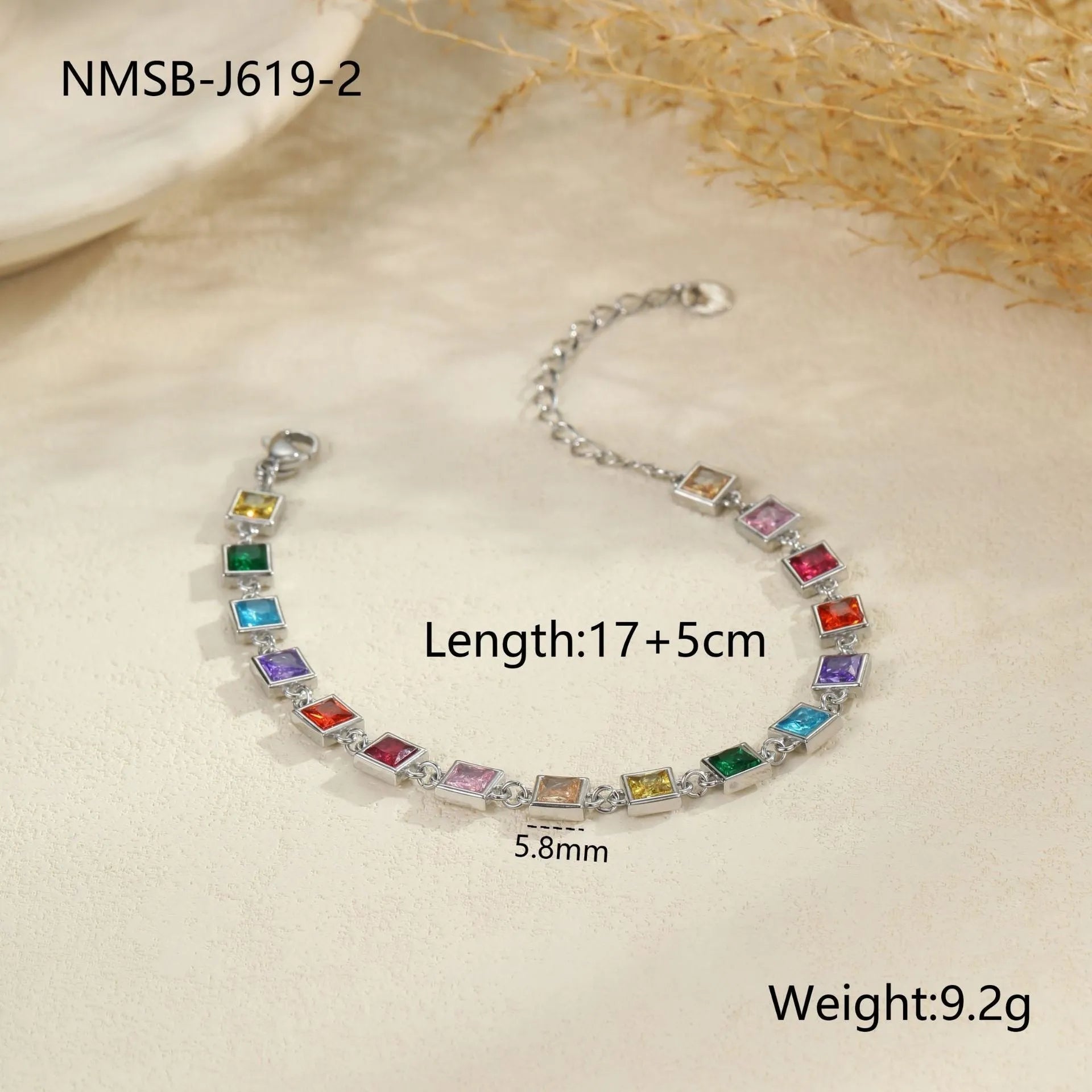 Women's stainless steel bracelet in gold or silver with square, circular, or heart-shaped geometric design