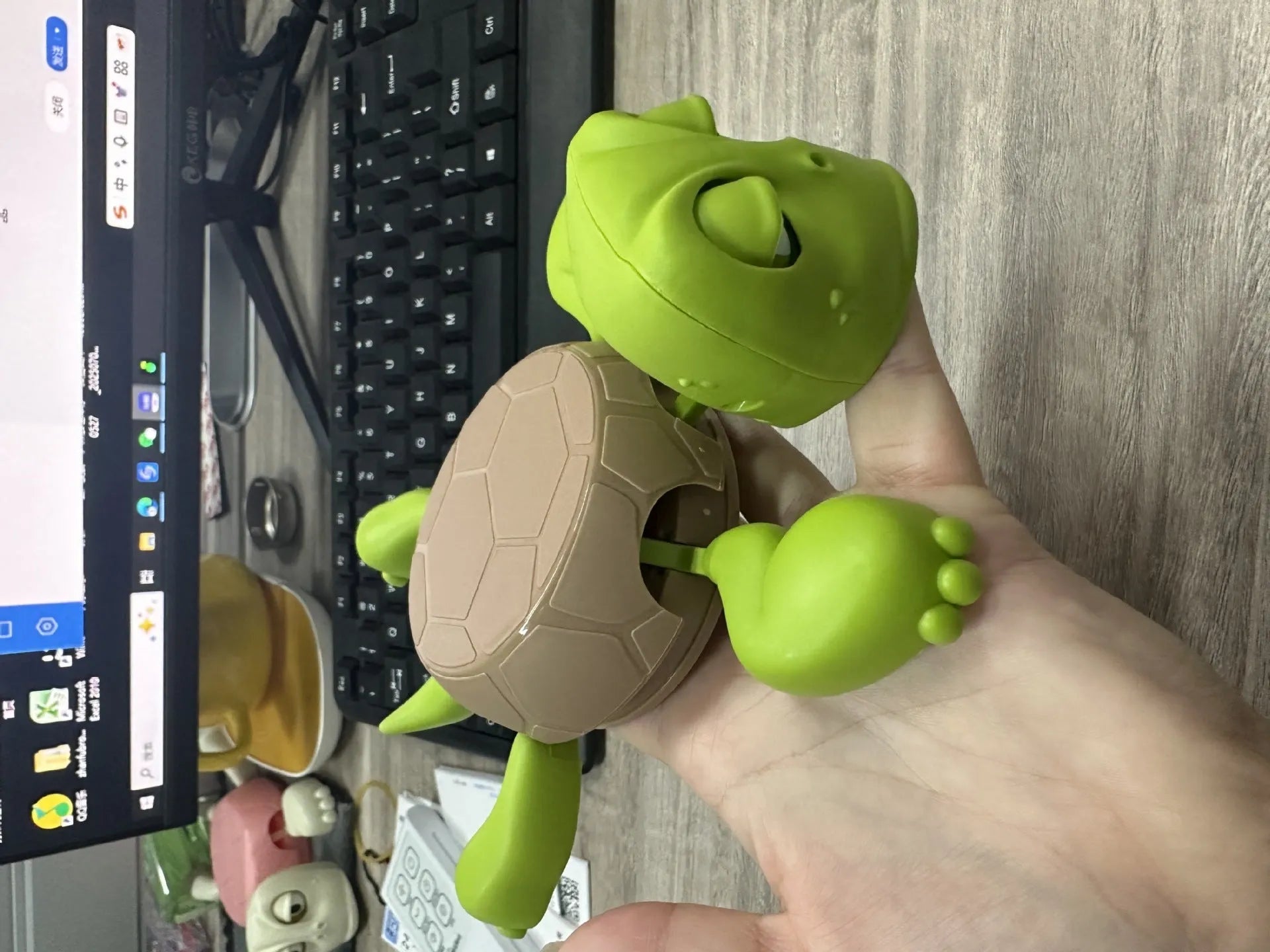 Turtle-shaped ABS plastic coaster in light green, dark green, wheat starch, and yellow colour options.