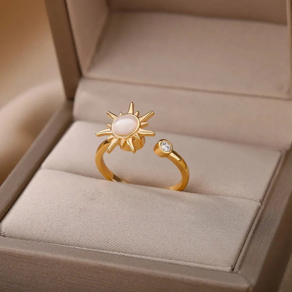 Simple geometric copper decompression ring with rotating mechanism in gold or platinum finish