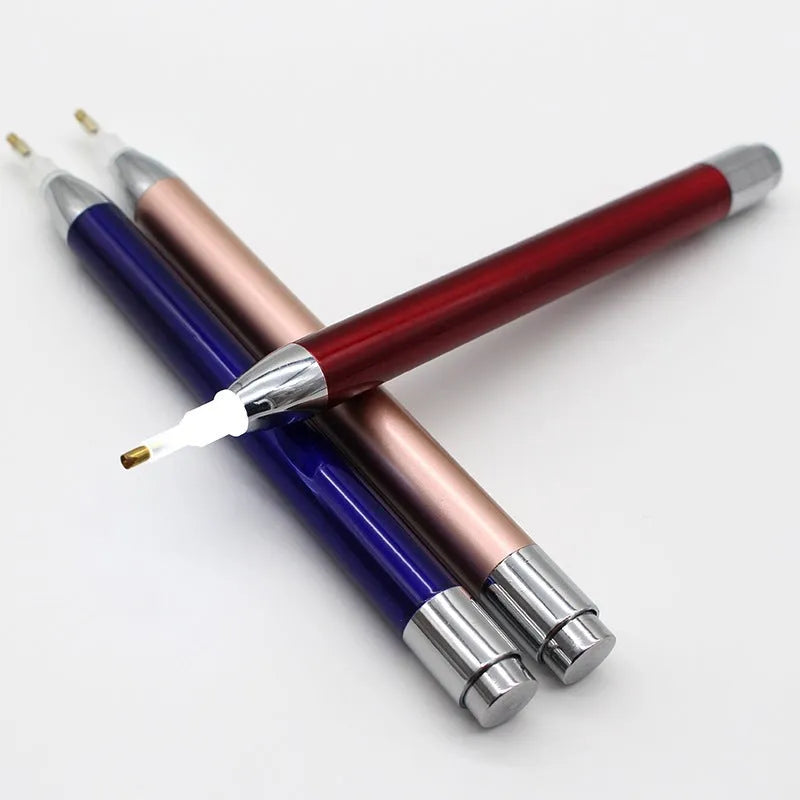 Aluminium alloy diamond painting drill pen with luminous tip in gold, red or blue colour options