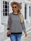 Black Japanese sweet plaid pattern long sleeve pullover sweater with printed elements