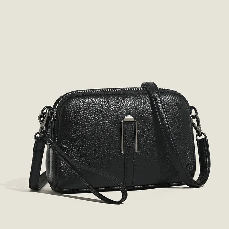 Genuine leather women's shoulder bag in urban simplicity style with horizontal square shape