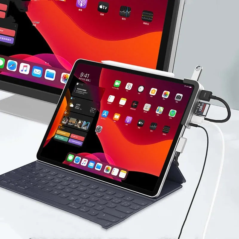 Silver aluminium USB-C docking station for iPad Pro with HDMI port and SD card reader