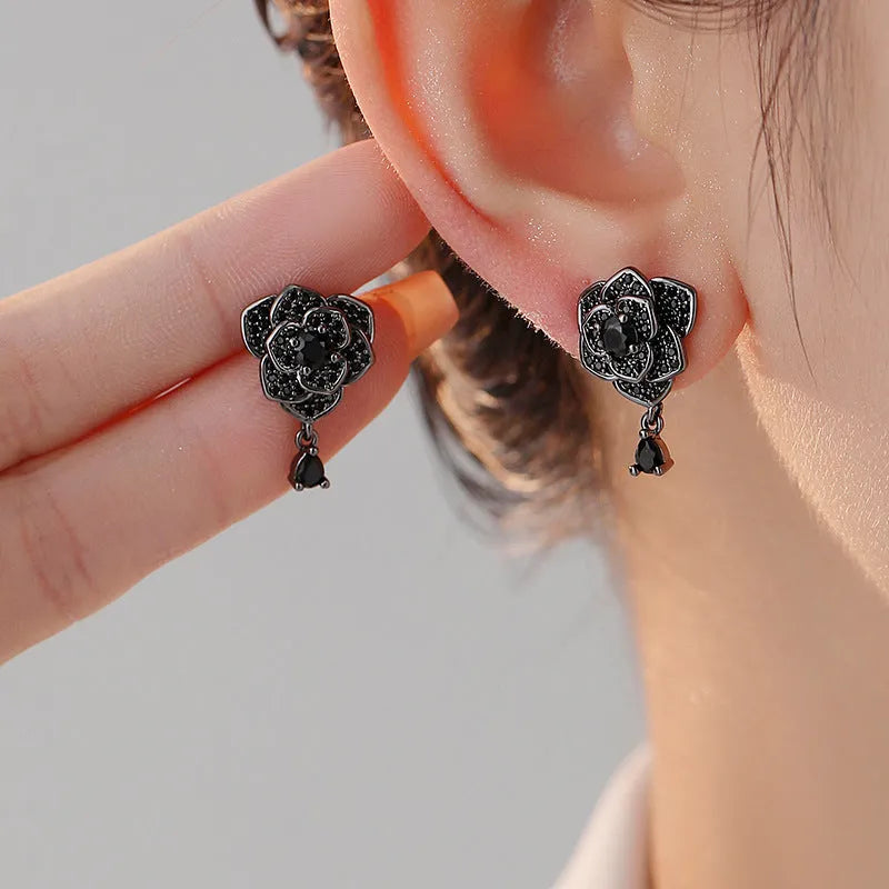 Black rose zircon floral stud earrings with 18K gold electroplating