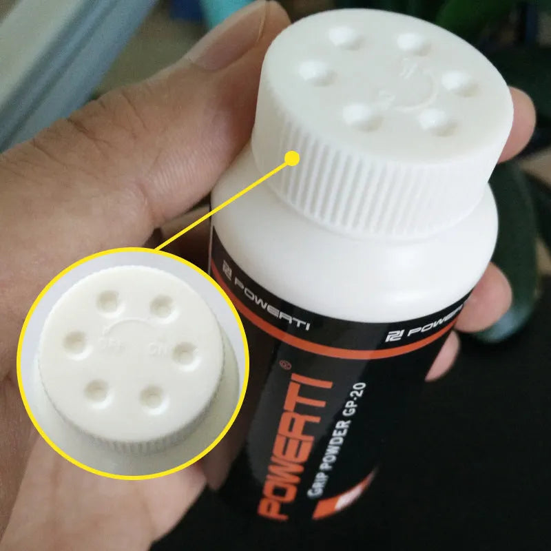 White magnesium carbonate sports anti-slip powder in container