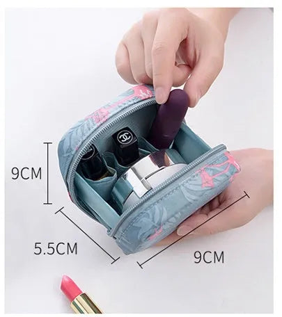 Blue cloth makeup storage bag with cube shape and plain pattern for cosmetics organisation