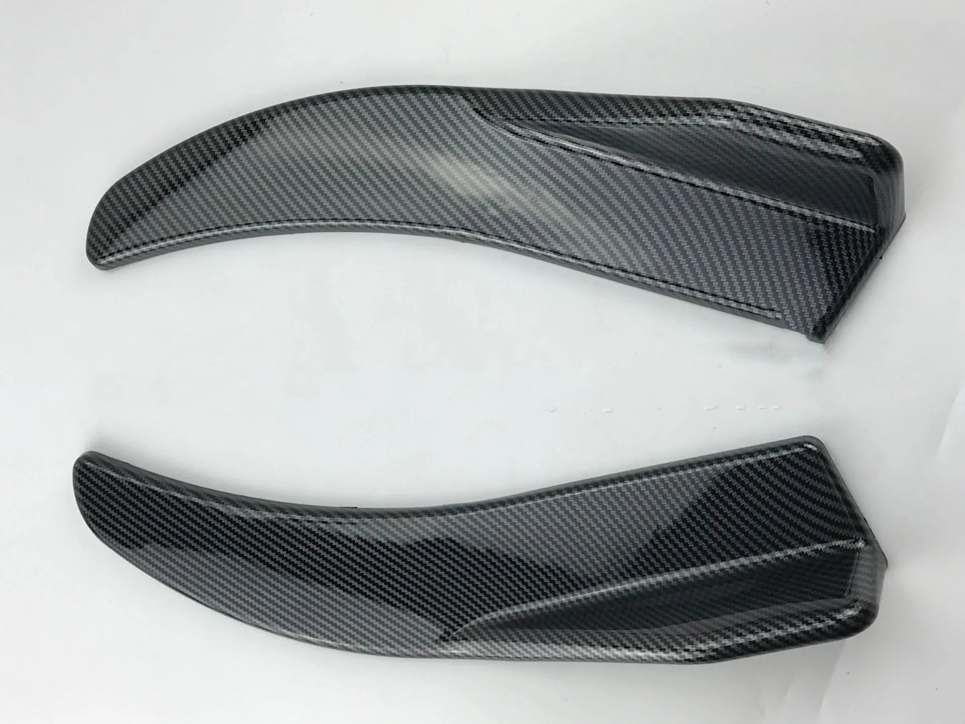 General Motors vehicle front and rear deflector lights in ABS construction with carbon fibre pattern