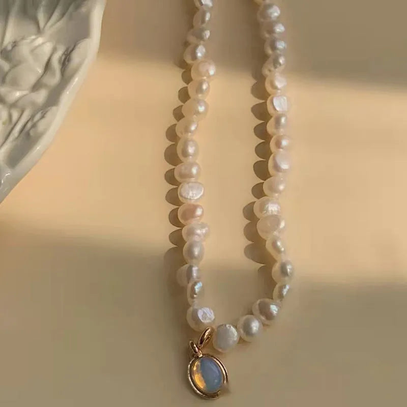 French court vintage pearl necklace with geometric alloy pendant on adjustable 21-50cm chain