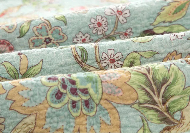 Blue American floral cotton bedspread set with quilted textiles in 230x250 cm size