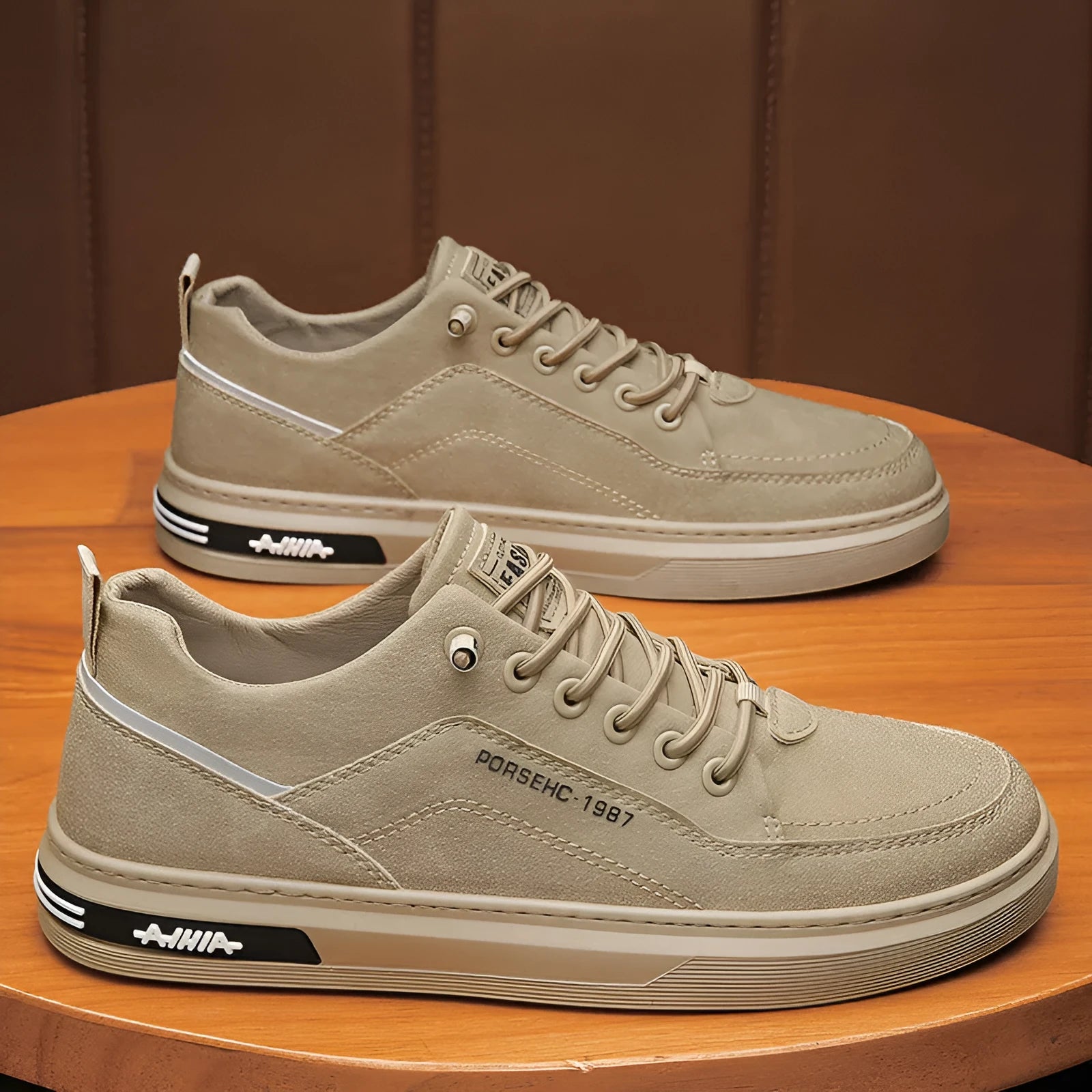 Men's black waterproof work shoes with artificial PU upper and rubber sole, low-top round toe design