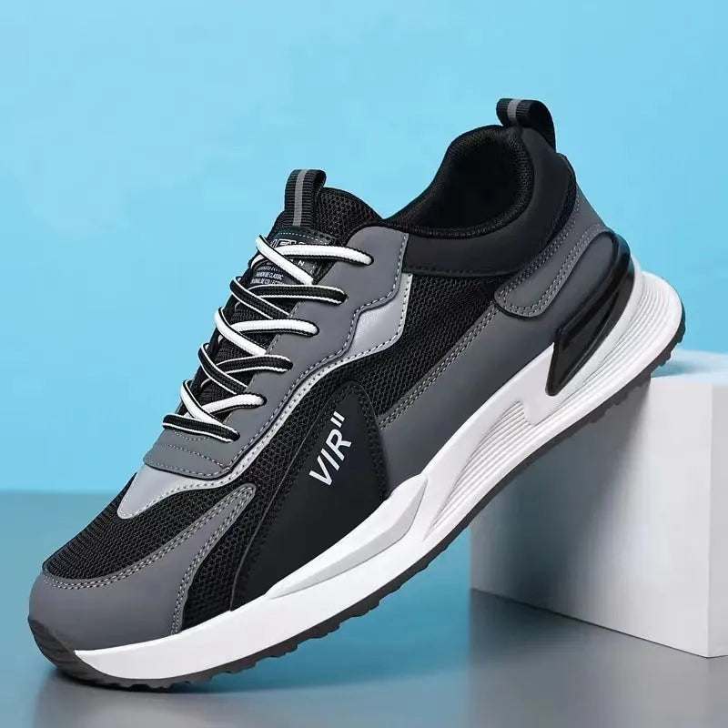 Men's colour block mesh sports shoes with lace-up design and injection moulded sole