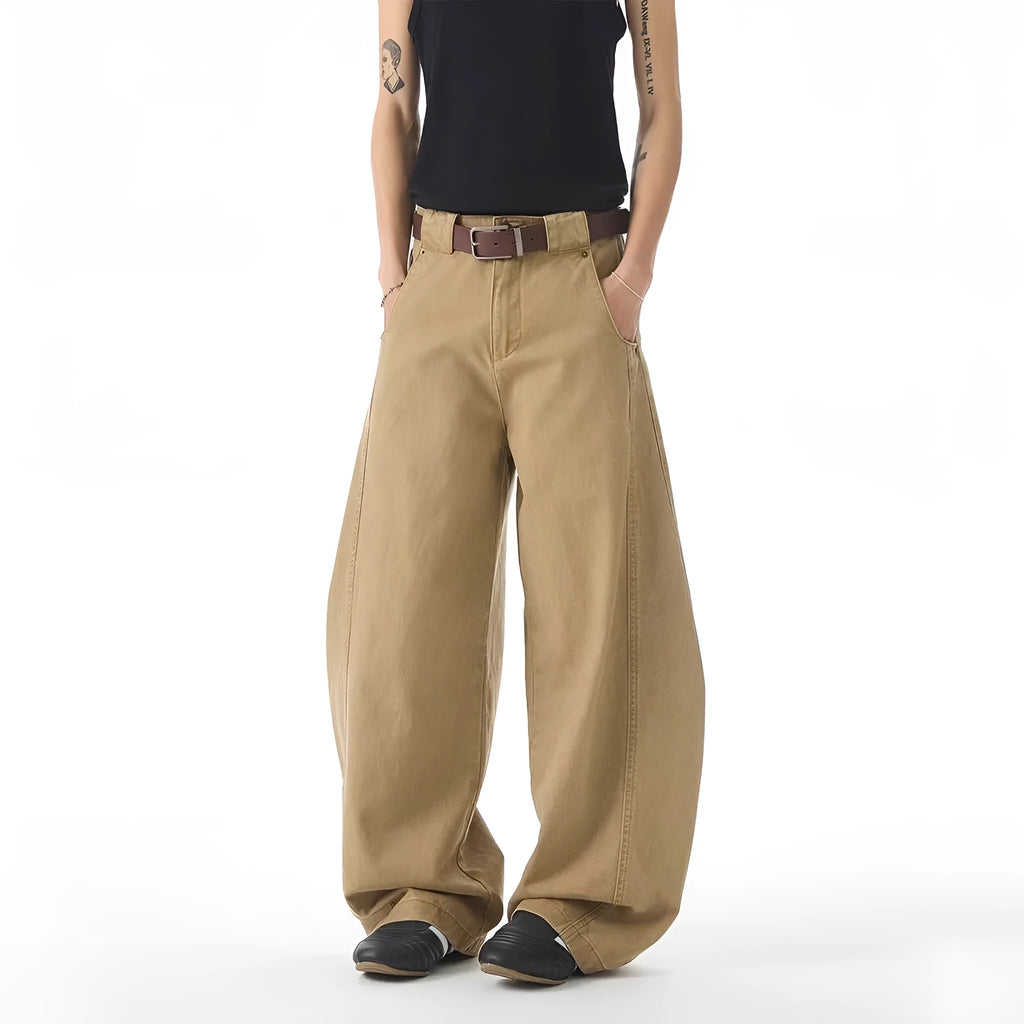 Brown men's casual jeans with straight leg loose fit and Korean style design