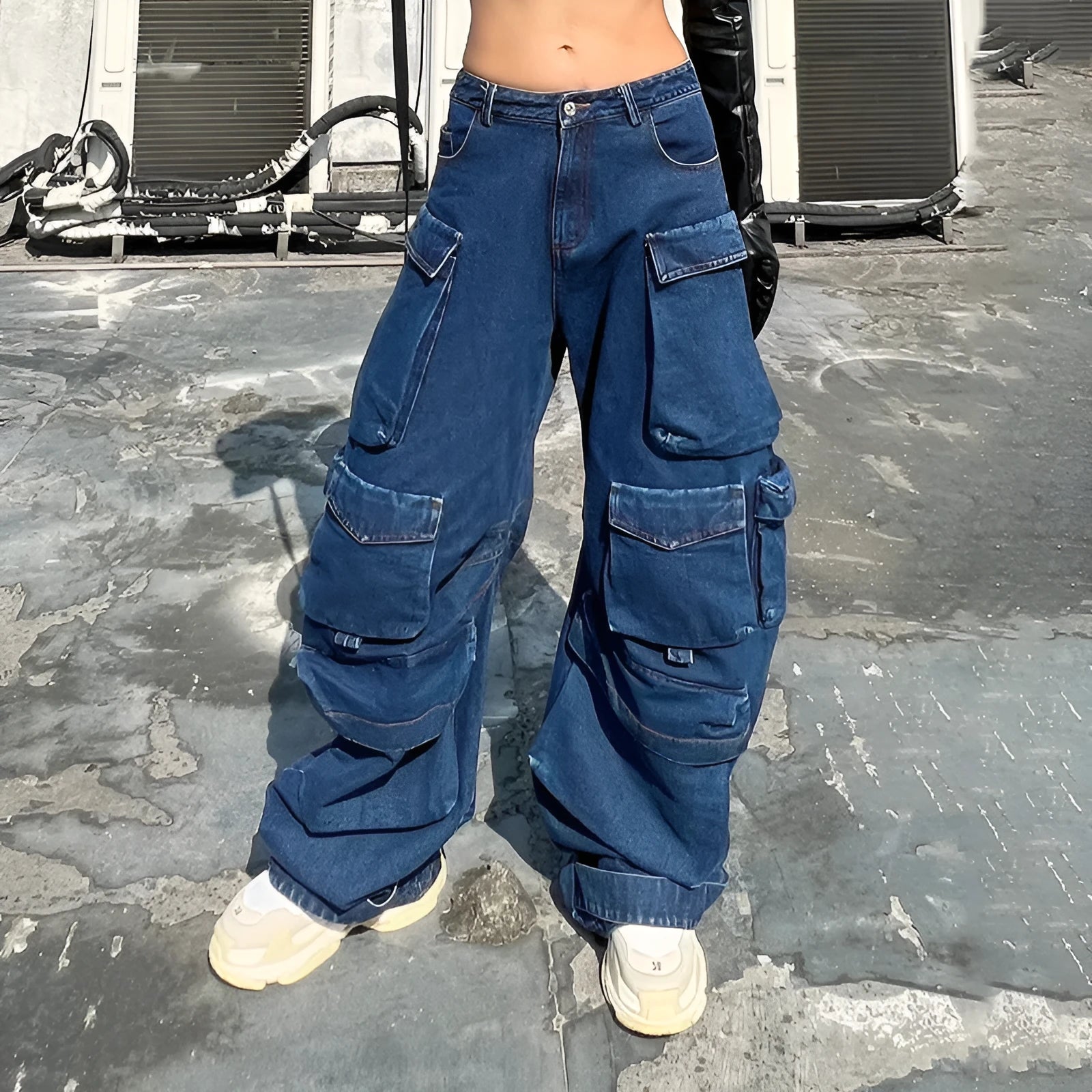 Dark blue distressed wide-leg women's jeans with high waist and multiple pockets in workwear style