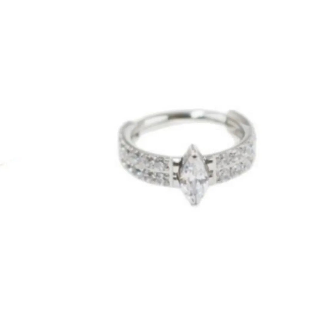 Titanium steel heart-shaped earrings with zircon diamonds in gold or silver colours