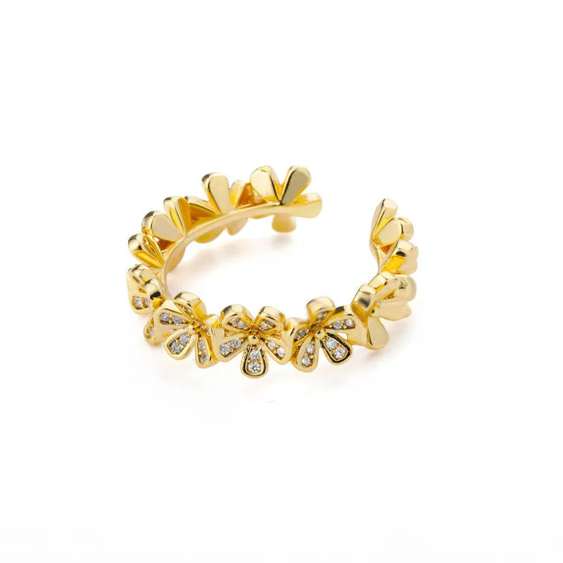 Copper petal forest ring with micro-inlaid zirconia rose design, adjustable open mouth, platinum colour, for women.