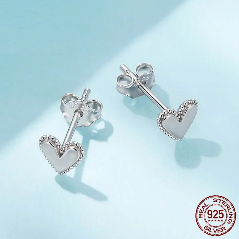 S925 sterling silver heart-shaped earrings for women electroplated silver love stud pair