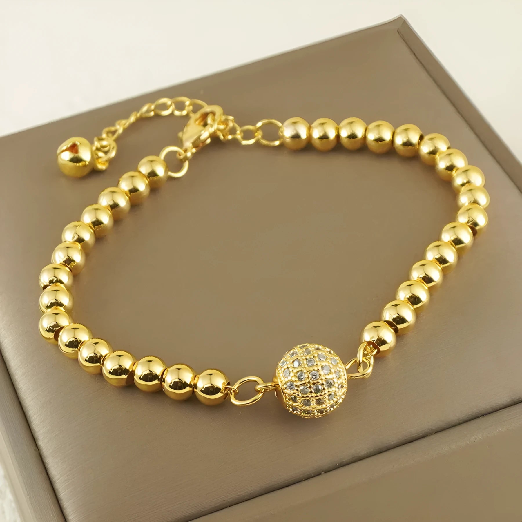 Copper bracelet with zircon heart charm in Arabic style design for women