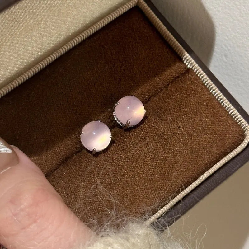 Chinese national fashion chalcedony stud earrings with round egg surface design and four-claw copper settings
