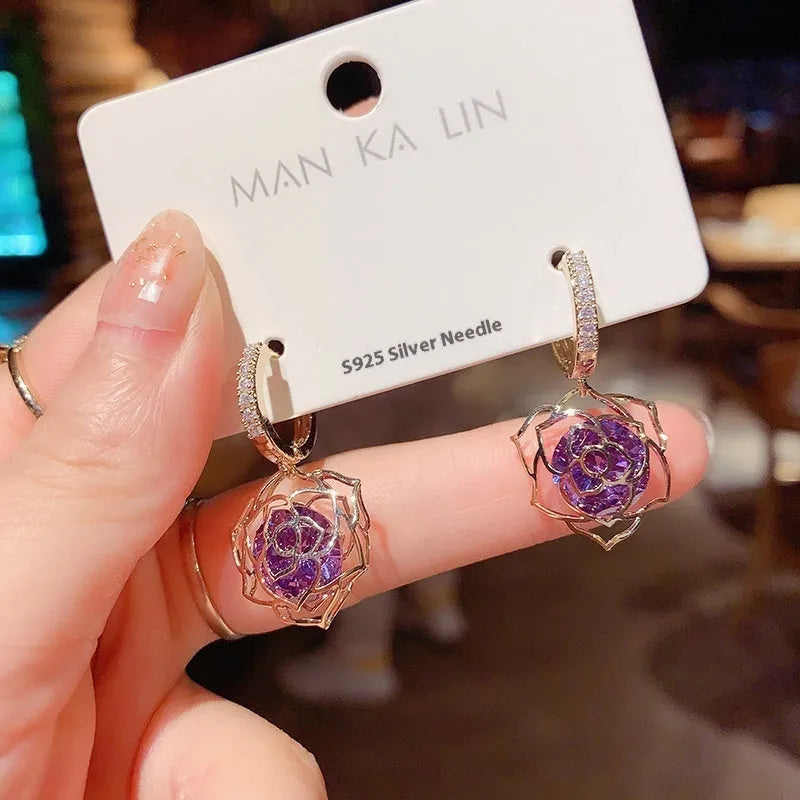 Women's geometric earrings with zircon accents and electroplated finish in multiple colour options
