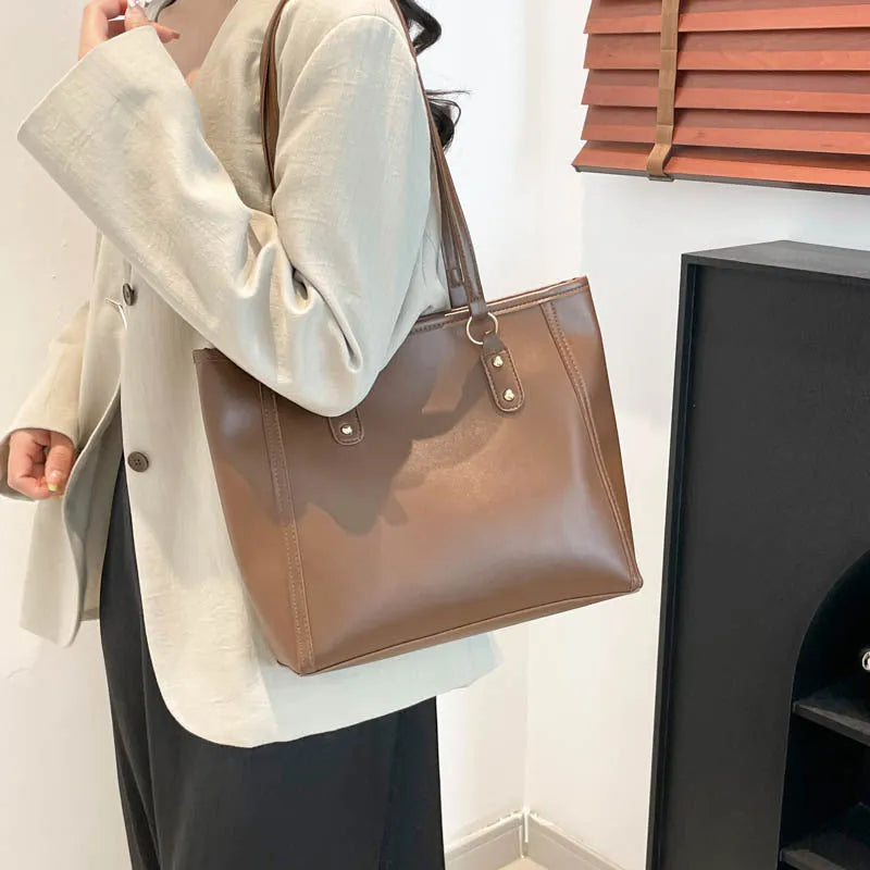 Korean style shoulder underarm bag in structured PU leather with horizontal square design
