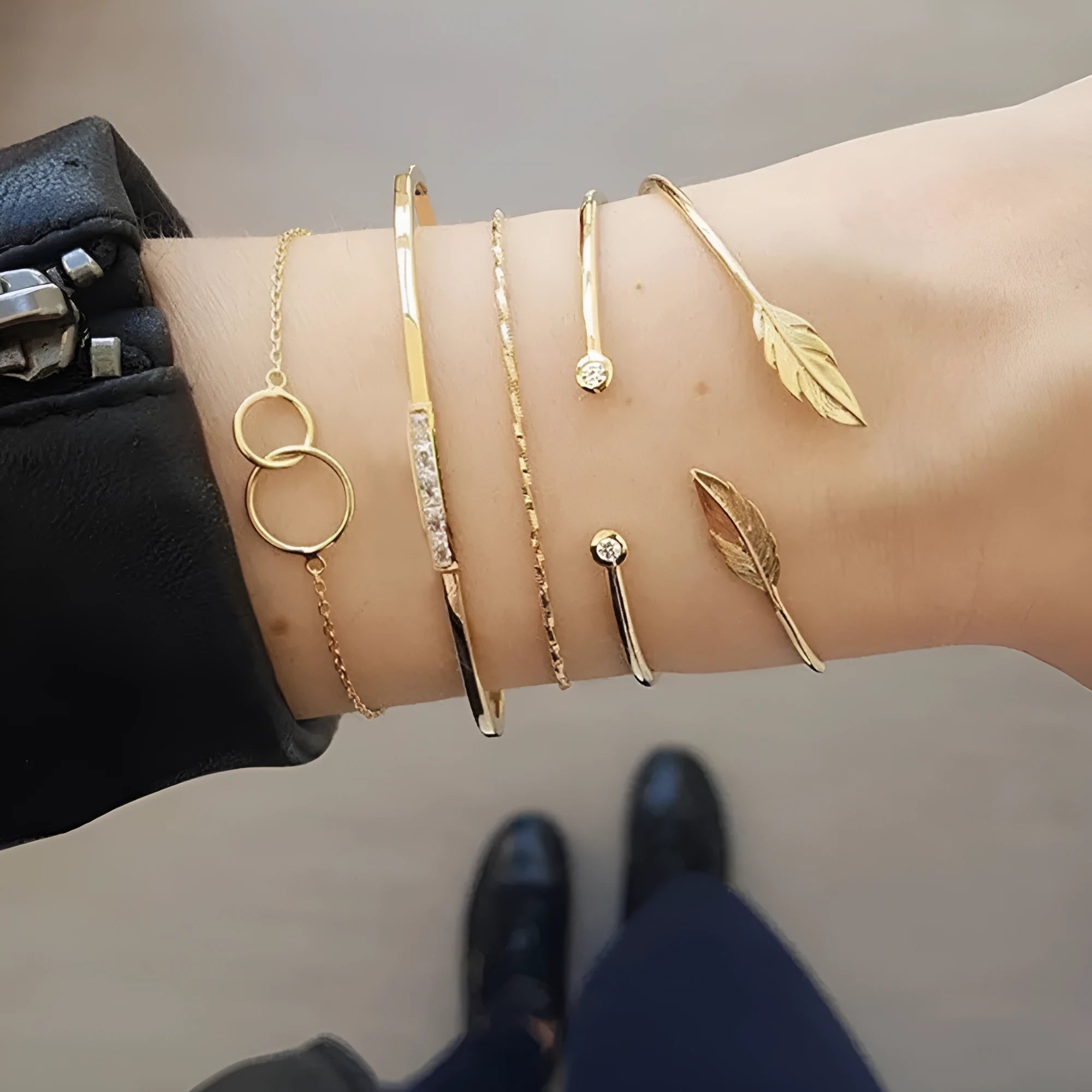 5 piece leaf circle geometric bangle set in gold and silver for women