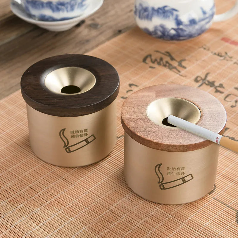Creative retro brass ashtray with wooden lid in copper construction for living room use