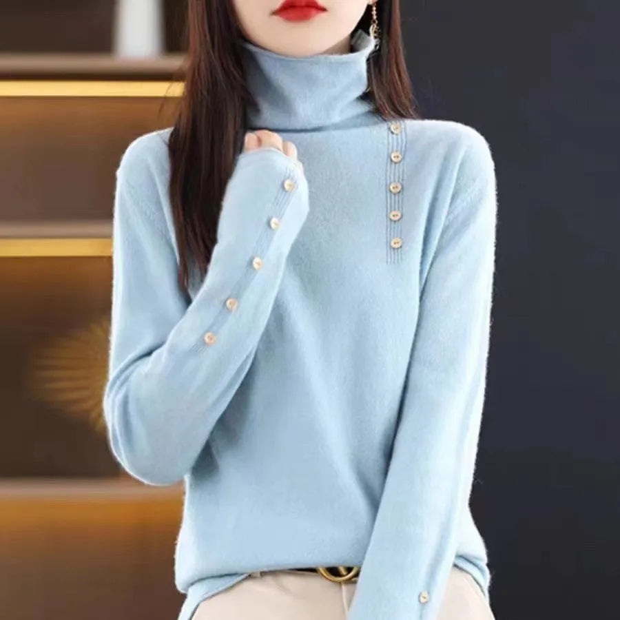 Women's knitted bottoming shirt in core-spun yarn fabric showing 3D pattern detail