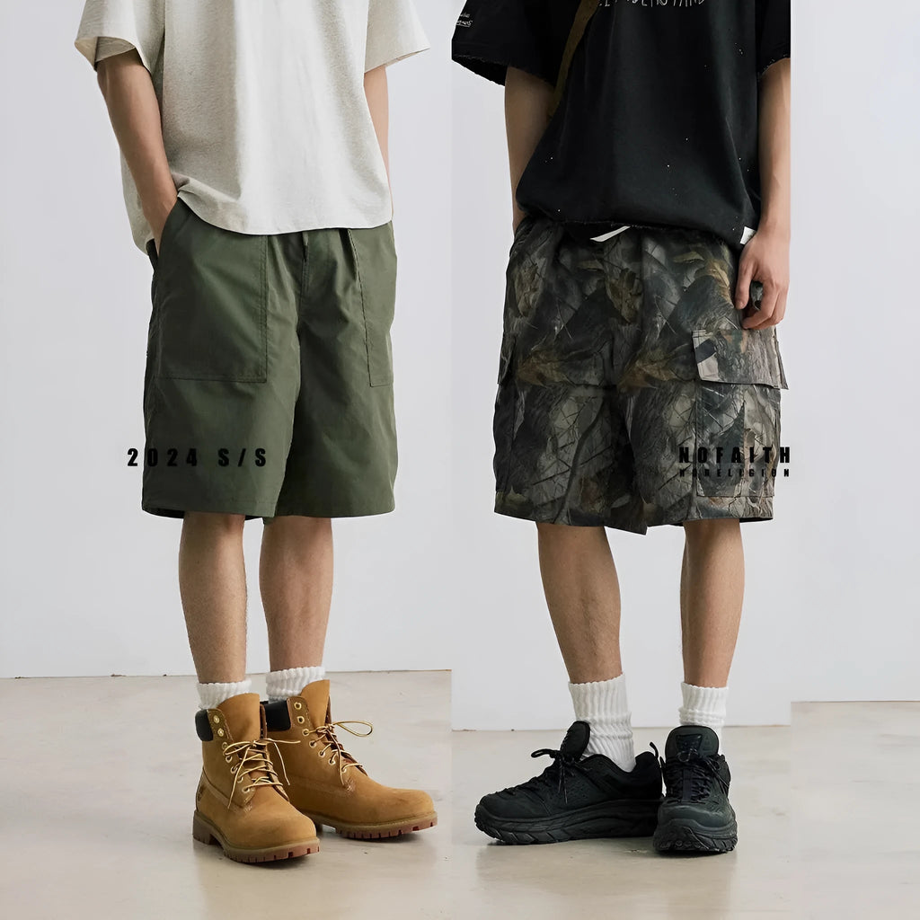 Loose straight-leg casual shorts in cotton denim, shown in army green colour.