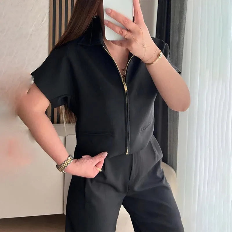 Loose fit casual polyester top in black, white or yellow with short sleeves