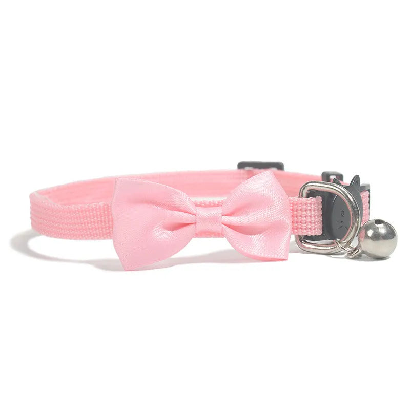 Multi-colour striped nylon bow collar for cats with bell decoration in adjustable design