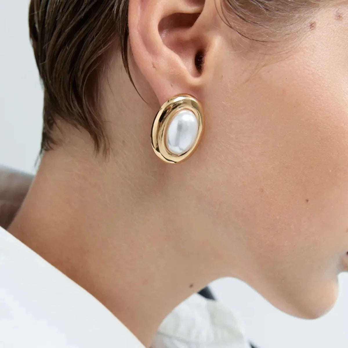 Silver-tone stainless steel vintage pearl ear studs for women with electroplated non-fading finish