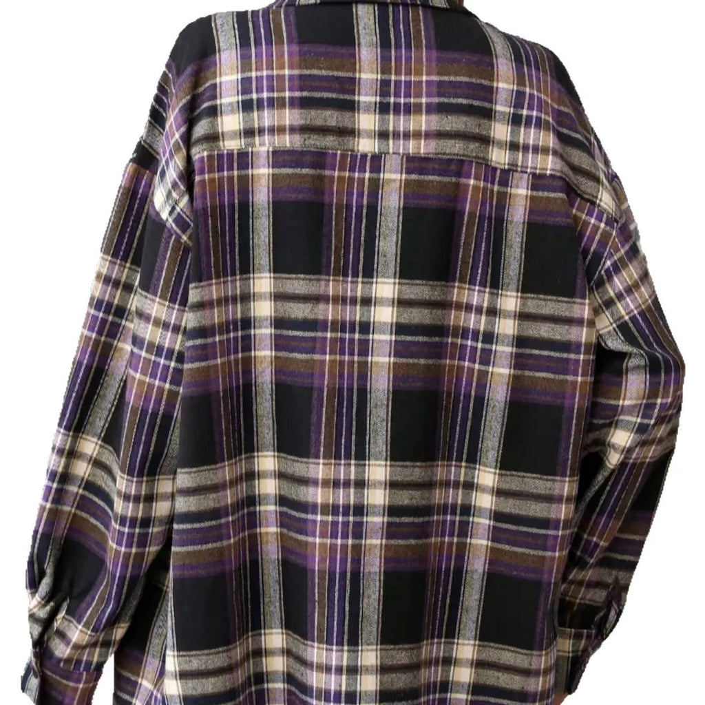 Women's loose fit cotton plaid shirt in retro style with long sleeves